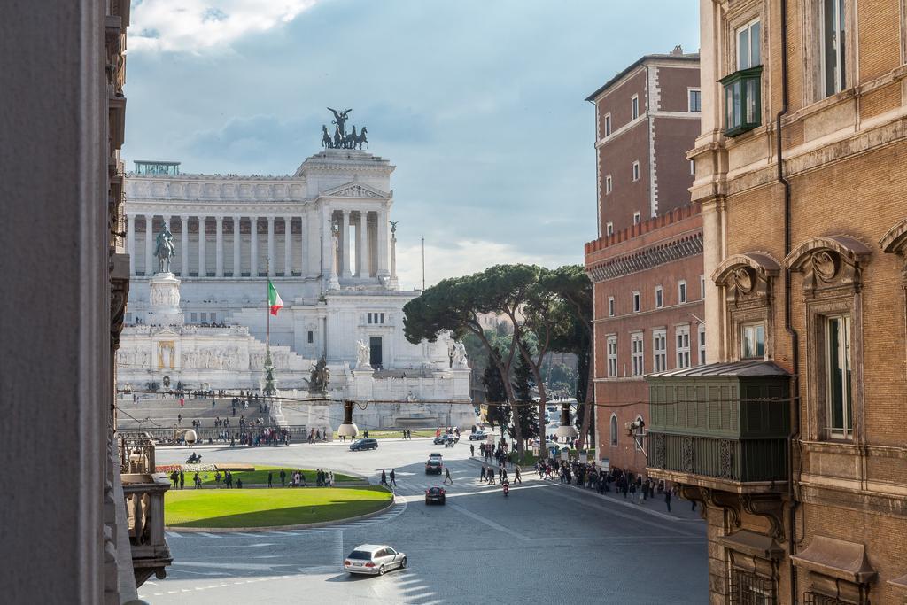 Amazing Suite Piazza Venezia روما المظهر الخارجي الصورة